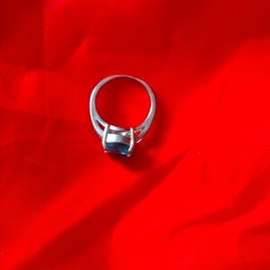 Sterling Silver Ladies Ring